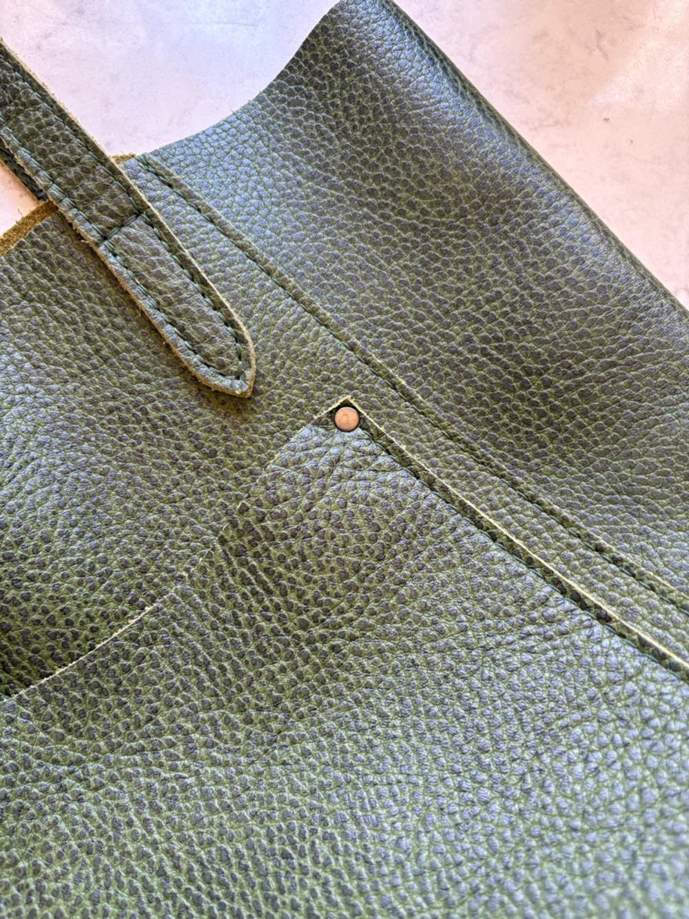 Portland Leather Classic Green Leather Tote Bag Large - Picture 14 of 15